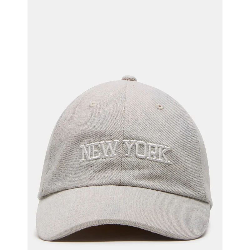 Womens Hats in chunky knit-New York City Dad Cap White/denim