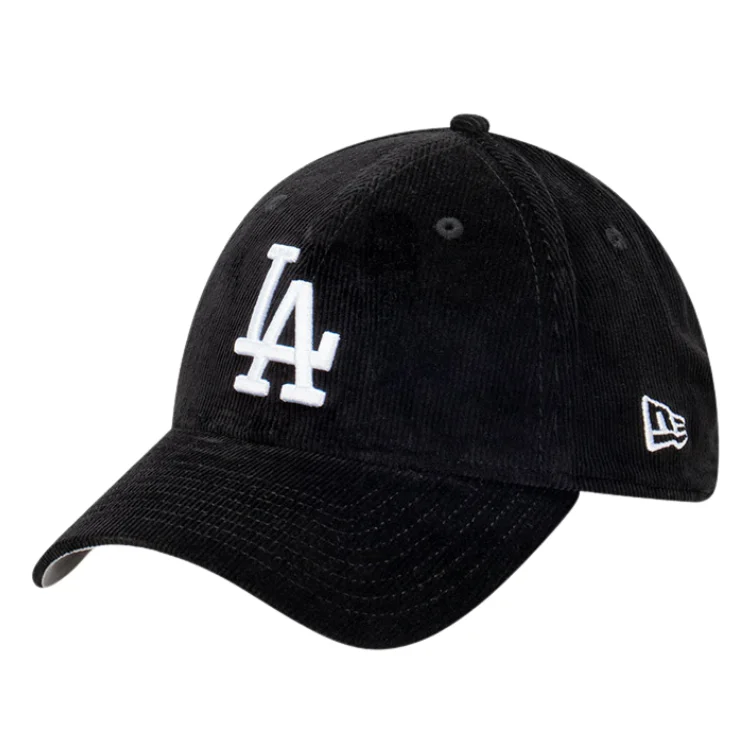 Beanies & Headbands with Muted Tones-New Era Los Angeles Dodgers 39THIRTY Cap - Black Cord