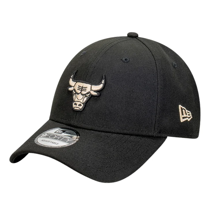 Beanies & Headbands for Head Relief-New Era Chicago Bulls 9FORTY - Black/Oatmilk