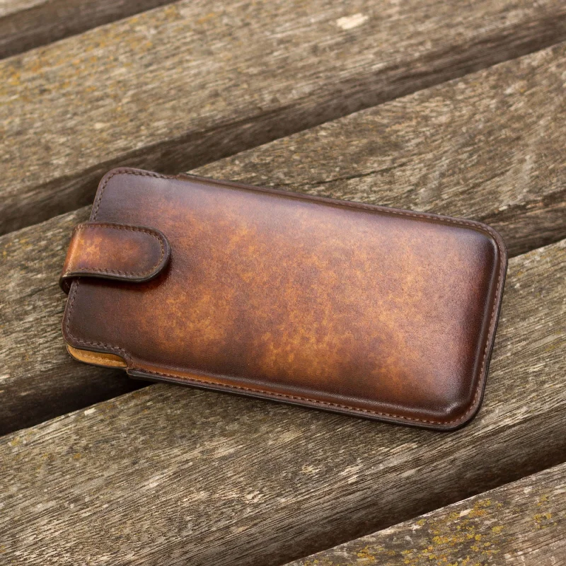 Mens hats with sophisticated style-DapperFam Luxe Men's Phone Case in Cognac Patina